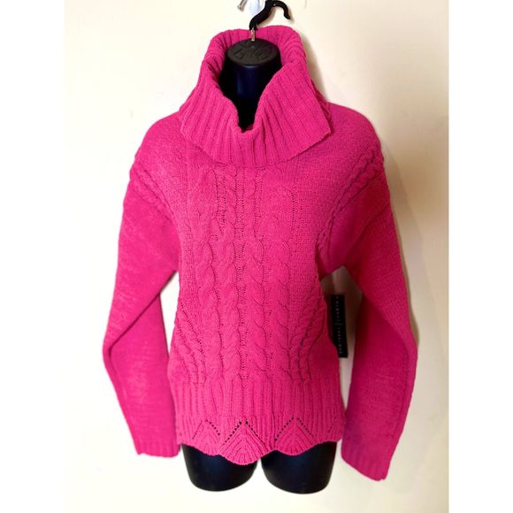 SWEATER HOT PINK NWT - Picture 2 of 13
